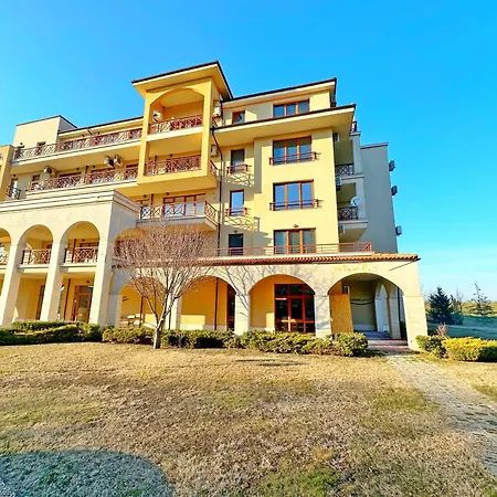 Apartment Sunny Ap In Golf Complex Lighthouse *