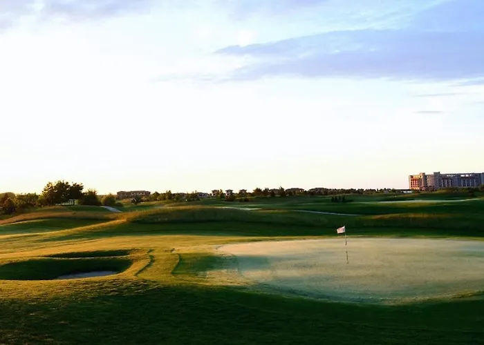 Sunny Ap In Golf Complex Lighthouse Apartment Balchik