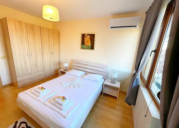 Sunny Ap In Golf Complex Lighthouse Balchik