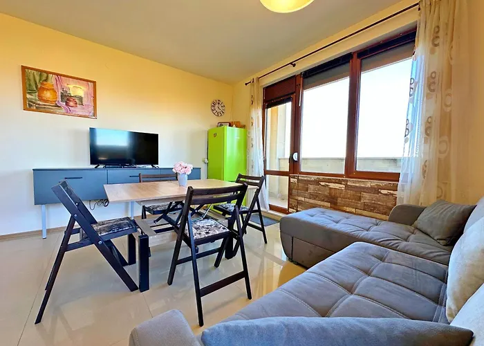 Sunny Ap In Golf Complex Lighthouse Apartment